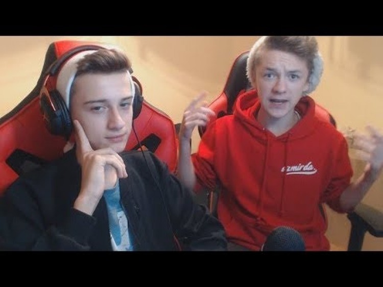 GRAM Z BRATEM NA JEDNEJ MYSZCE I KLAWIATURZE W CSGO !! | CSGO CHALLENGE Z BRATEM