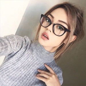 Gracz komputerowy - r3dbull67