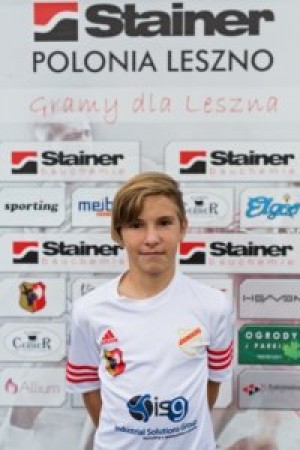 Gracz komputerowy - YoungRainbow