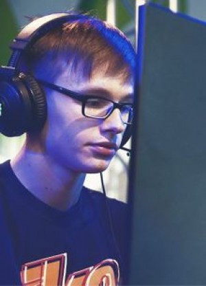 Gracz komputerowy - pawelele