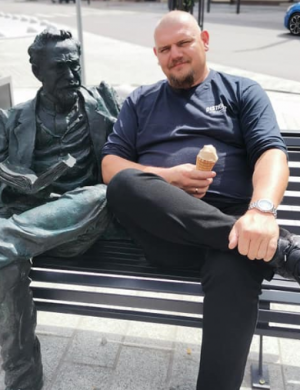 Gracz tata milosza